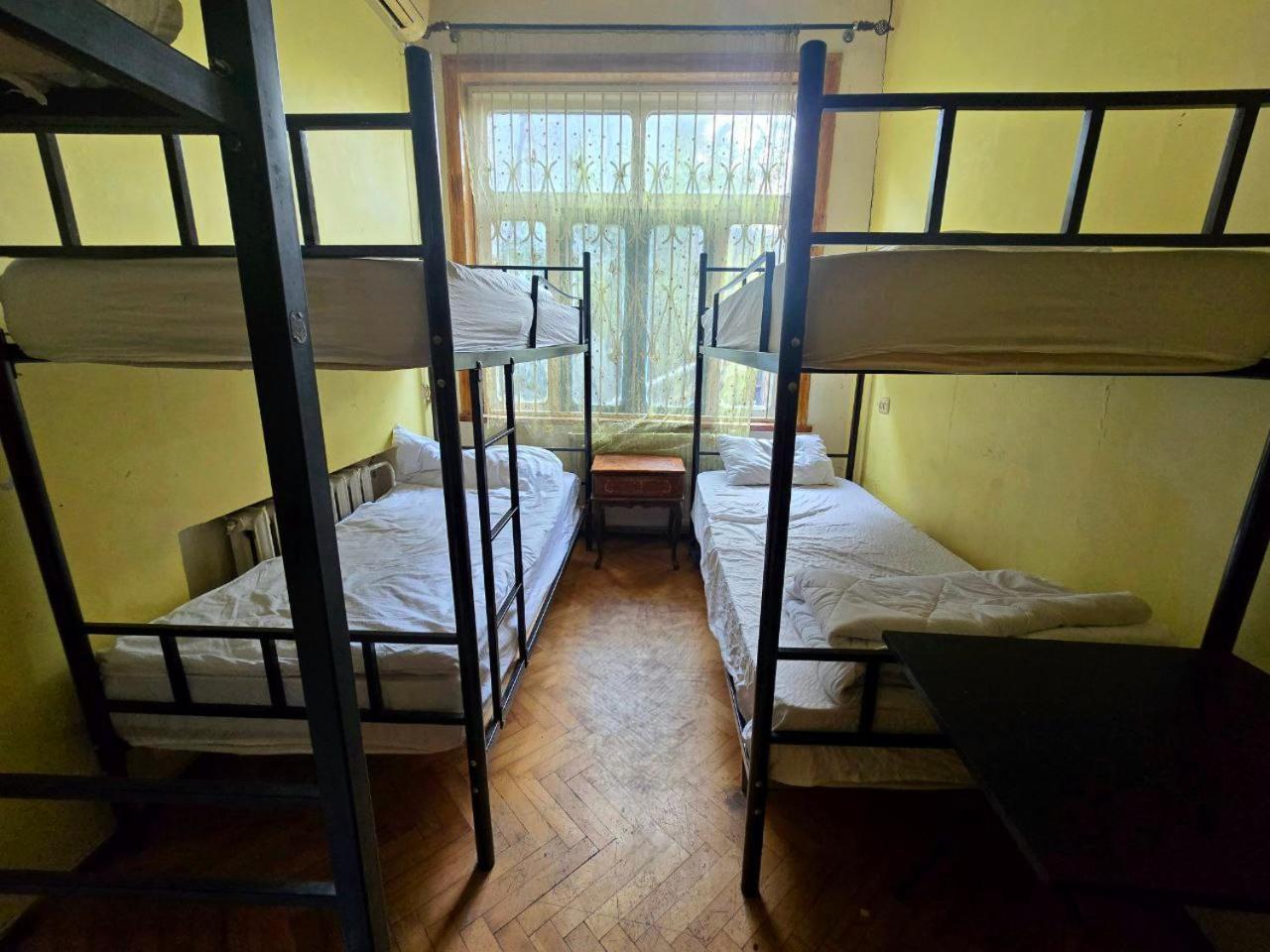 Colors Hostel Tbilisi Bagian luar foto