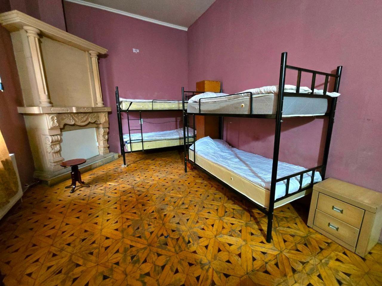 Colors Hostel Tbilisi Bagian luar foto