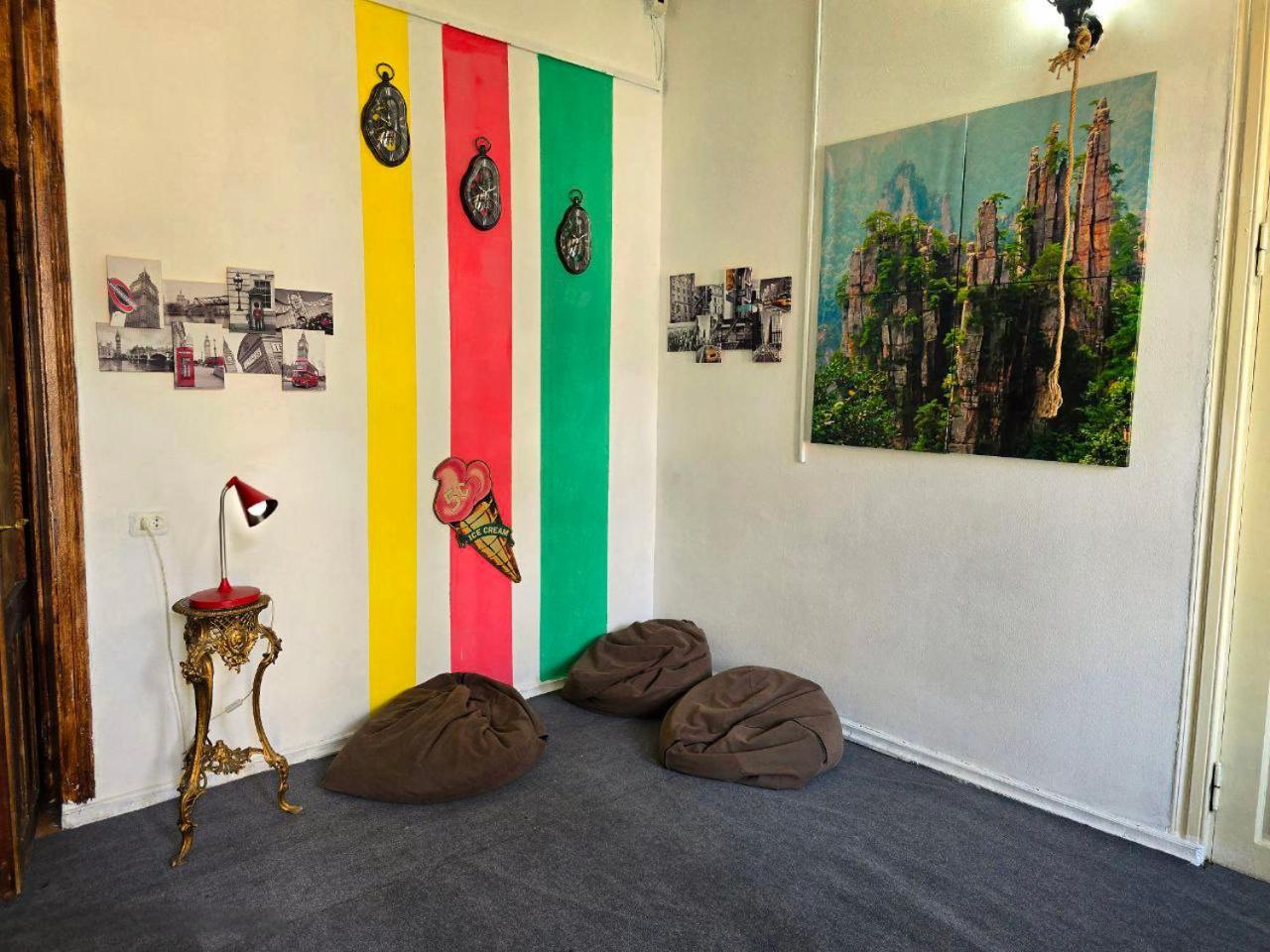 Colors Hostel Tbilisi Bagian luar foto