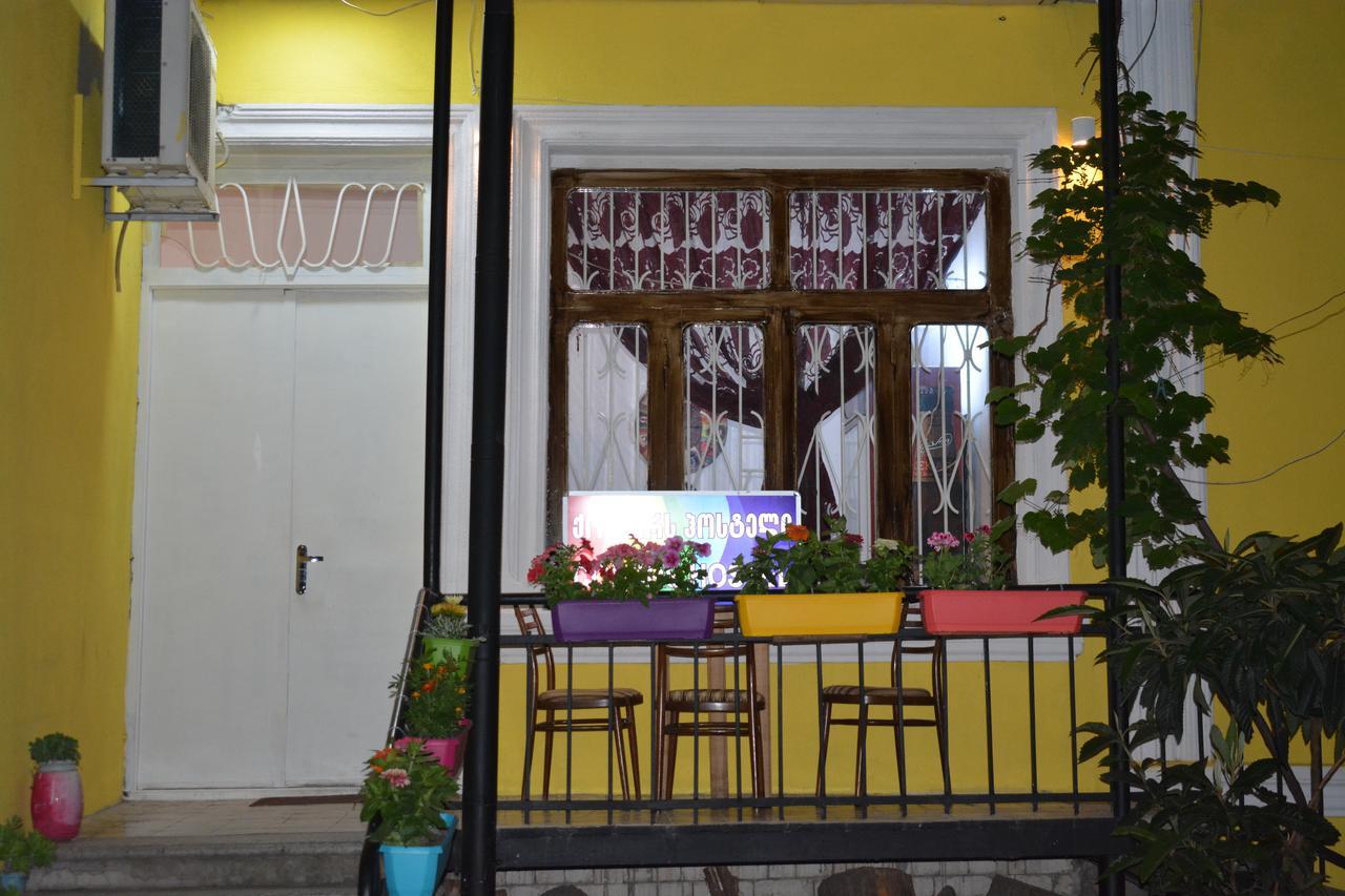 Colors Hostel Tbilisi Bagian luar foto
