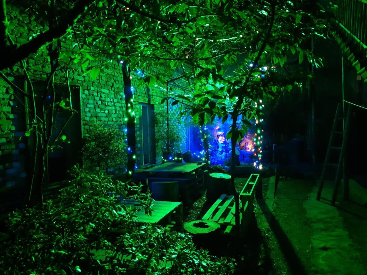 Colors Hostel Tbilisi Bagian luar foto