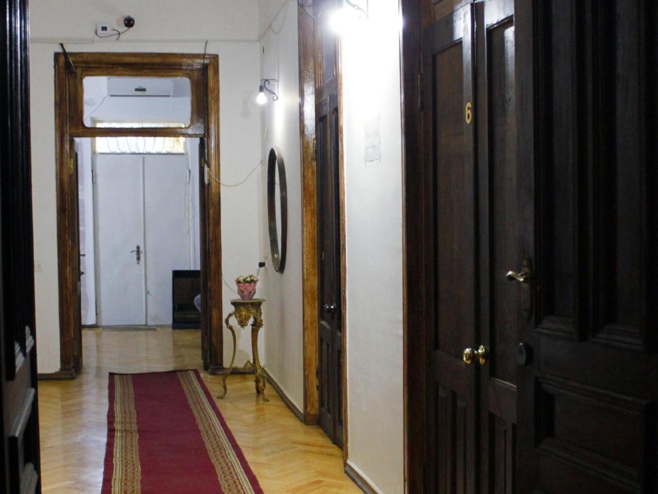 Colors Hostel Tbilisi Bagian luar foto