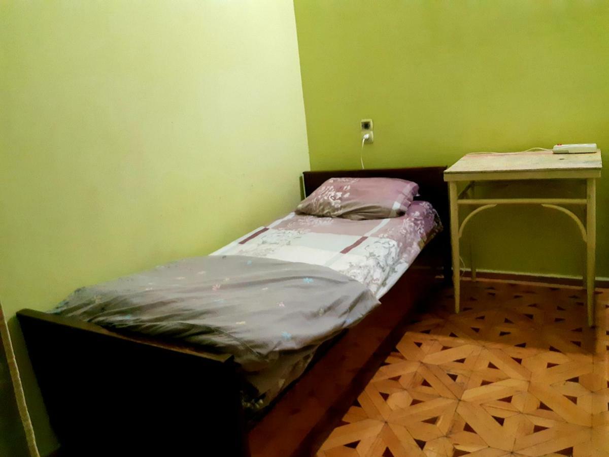 Colors Hostel Tbilisi Bagian luar foto